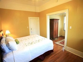 Alpine Inn ホット・スプリングス エクステリア 写真