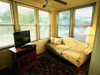 Alpine Inn ホット・スプリングス エクステリア 写真